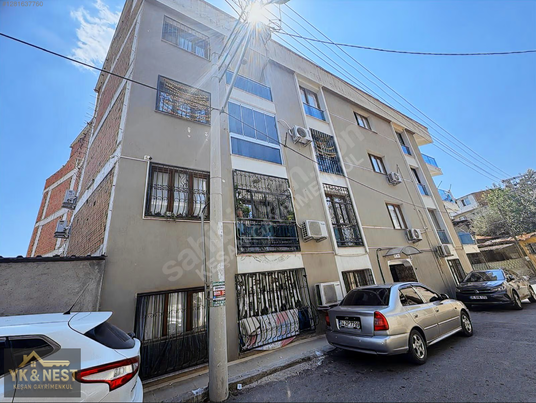 Konak Boğaziçi Mah. Satılık Kapalı Mutfak Ferah Kilerli 2+1Daire